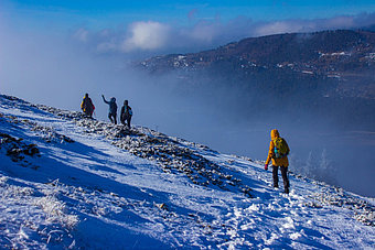 Eisbrecher-Pilgern -  winterliches Pilgern auf dem Mittelfränkischen Jakobsweg von Nürnberg nach Großhaslach